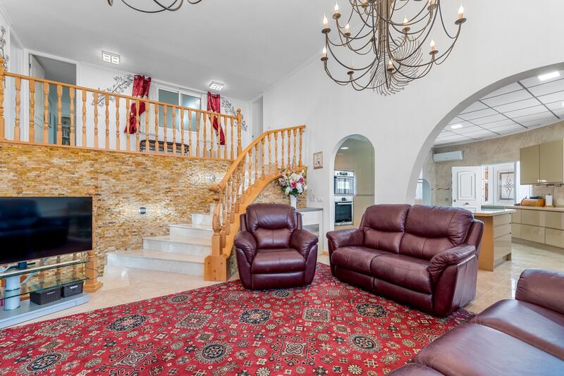 7 soveværelse Villa til salg 7 soveværelse Villa til salg