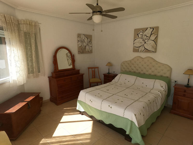 4 slaapkamer Villa Te koop