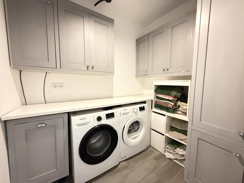 6 Schlafzimmer Villa zu verkaufen