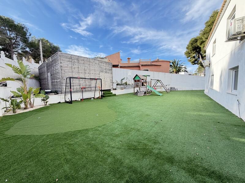 6 Schlafzimmer Villa zu verkaufen