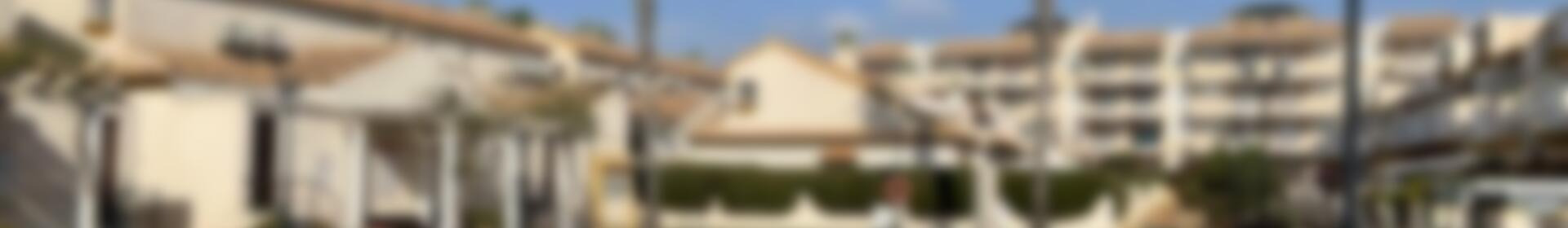 3 спальная комната городская тюрьма продается