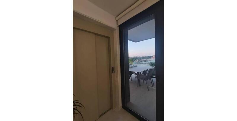 6 bedroom Villa for sale