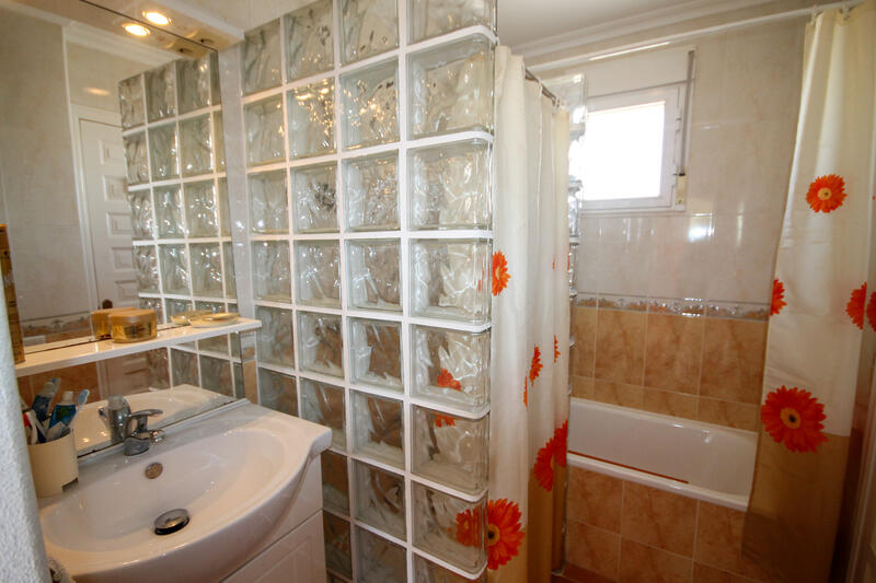 4 Schlafzimmer Villa zu verkaufen