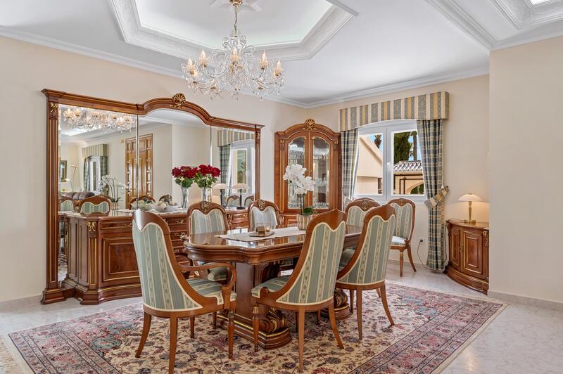 4 slaapkamer Villa Te koop 4 slaapkamer Villa Te koop