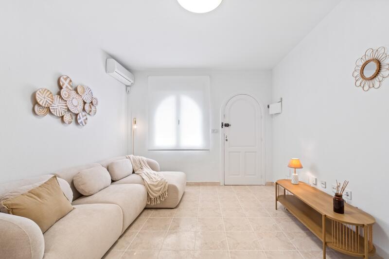 2 bedroom Townhouse for sale