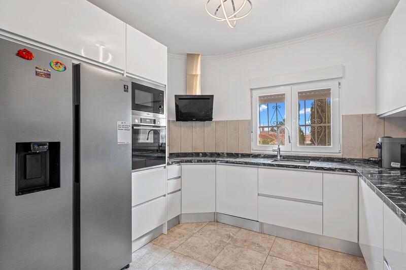 5 bedroom Villa for sale