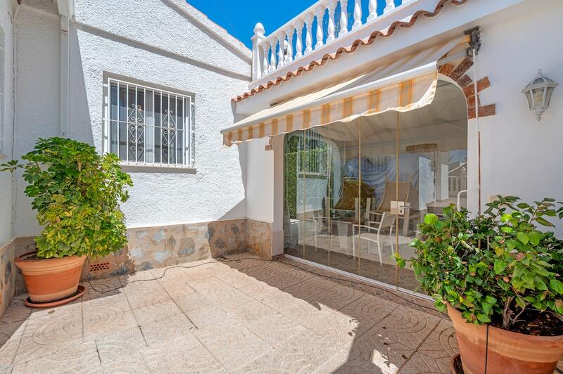 3 Cuarto Villa en venta