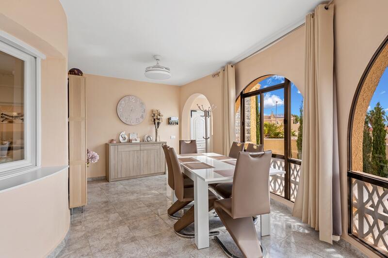 5 Cuarto Villa en venta