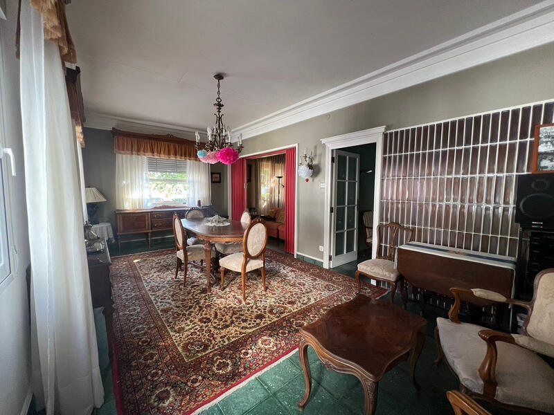 7 bedroom Villa for sale