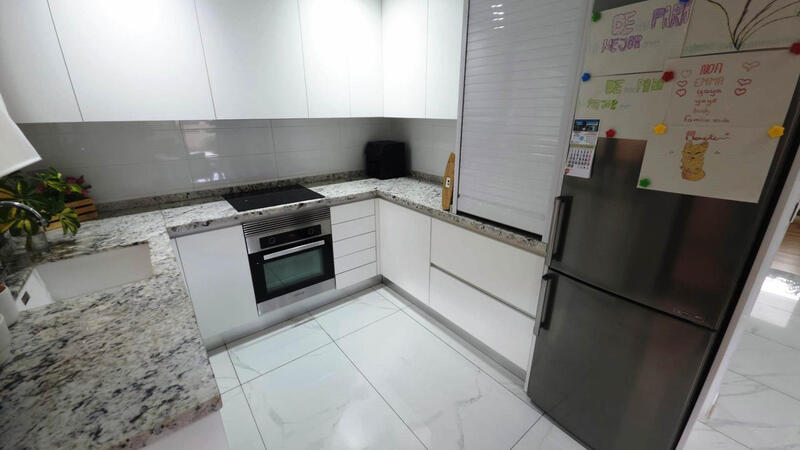 3 chambre Appartement à vendre