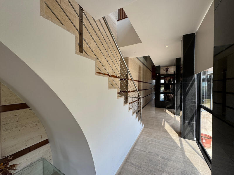 7 chambre Villa à vendre