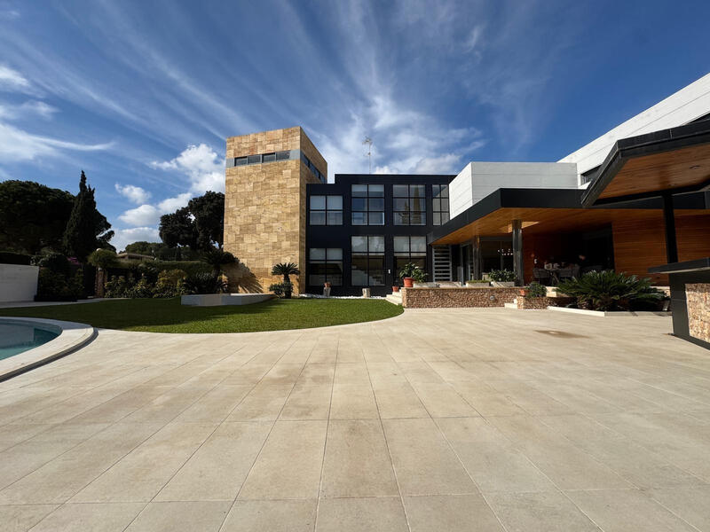 7 chambre Villa à vendre