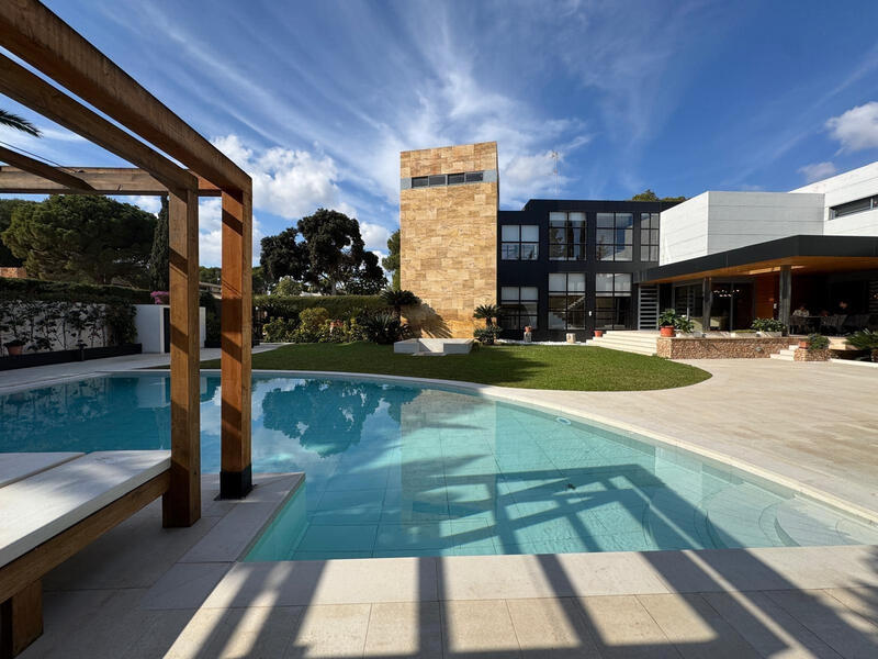 7 chambre Villa à vendre