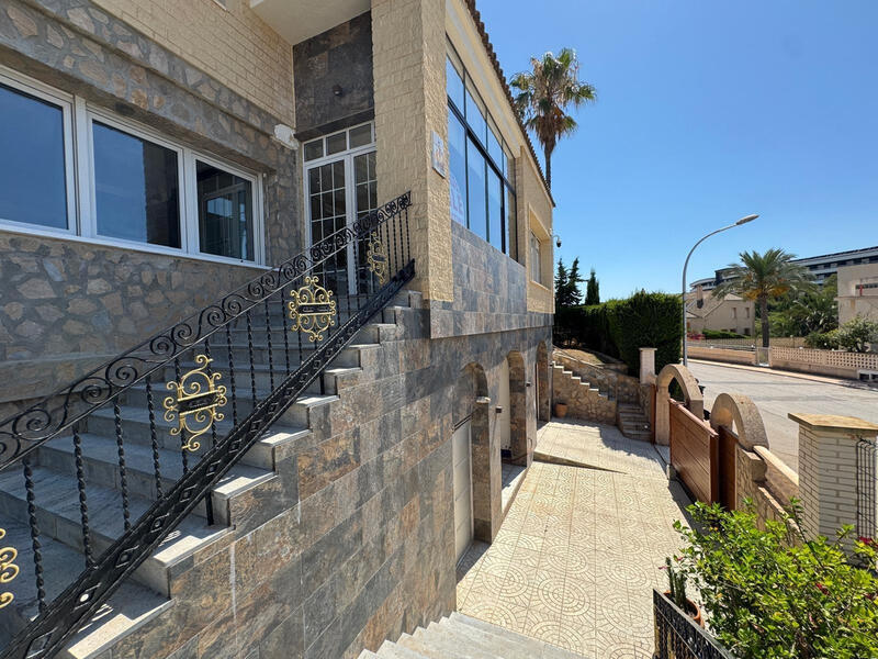 5 chambre Villa à vendre