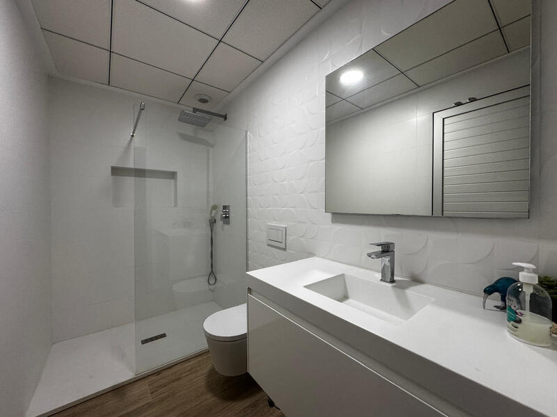 4 Cuarto Villa en venta