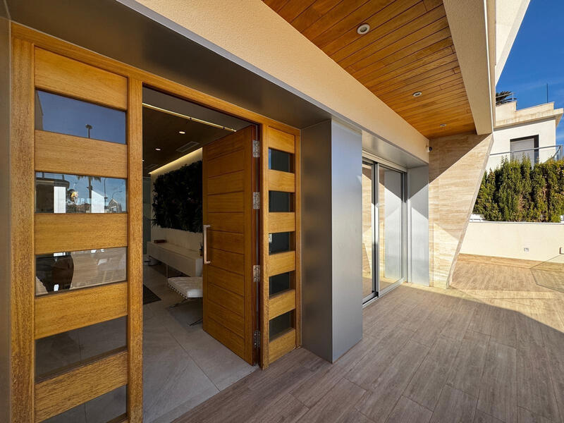 4 Cuarto Villa en venta