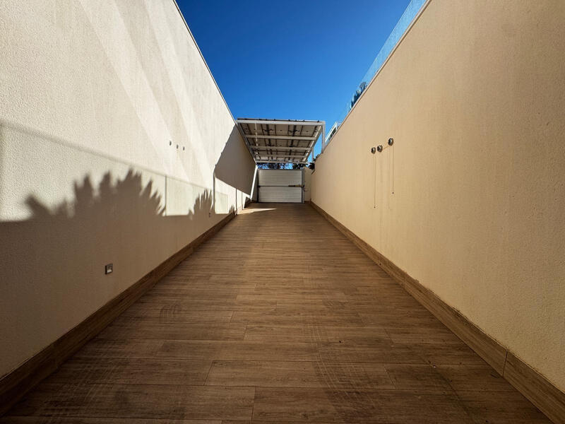 4 Cuarto Villa en venta