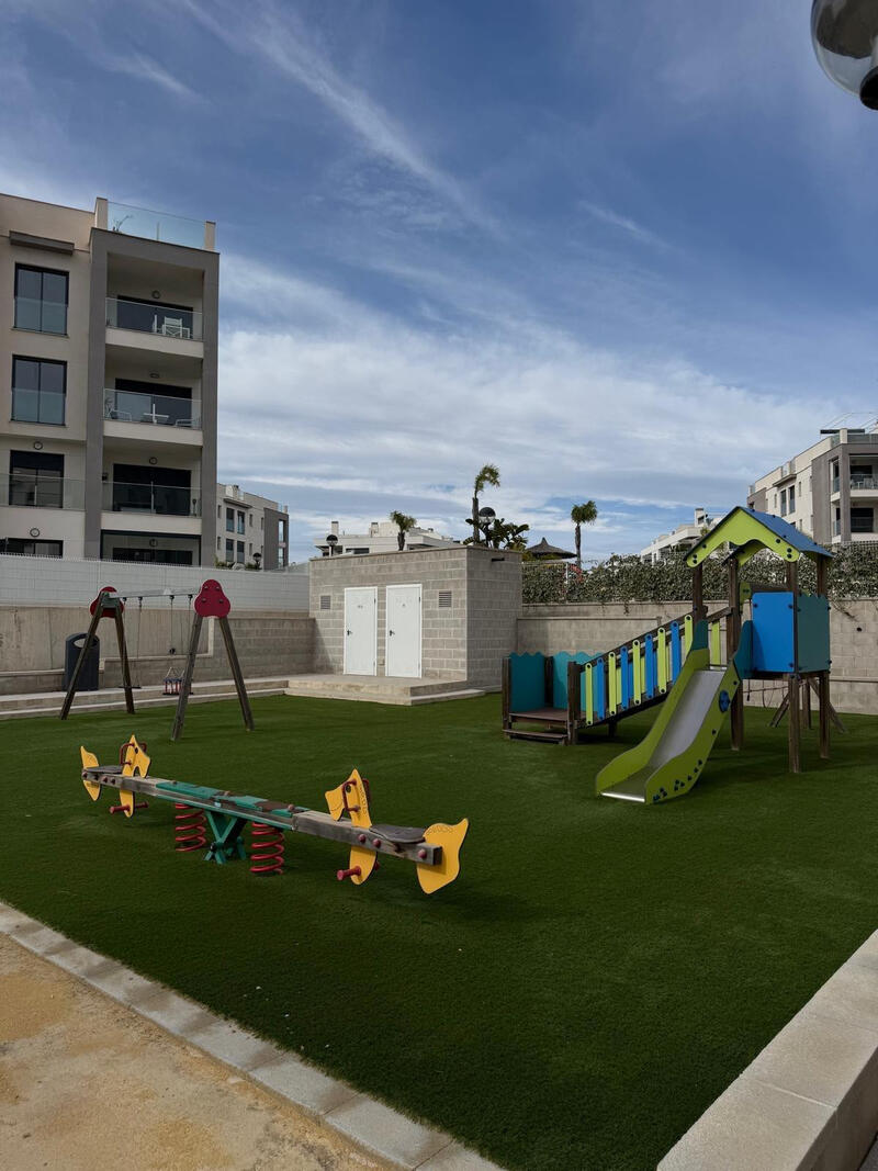 Apartamento en venta en Villamartin, Alicante