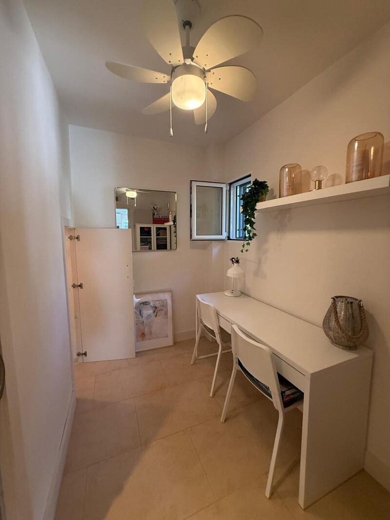 4 Cuarto Villa en venta