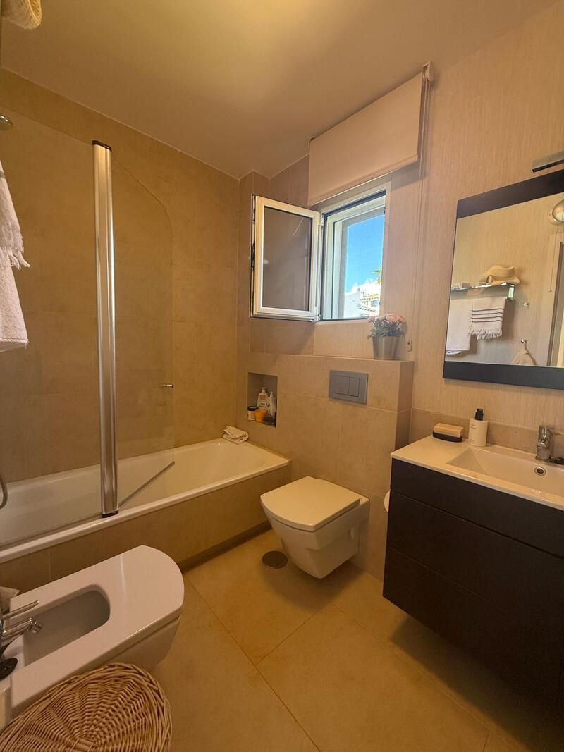 4 Cuarto Villa en venta