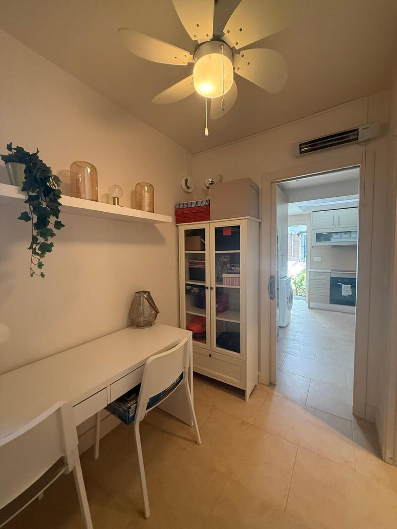 4 Cuarto Villa en venta