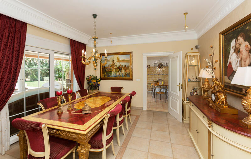 7 chambre Villa à vendre