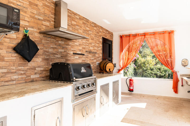 3 chambre Auberge à vendre