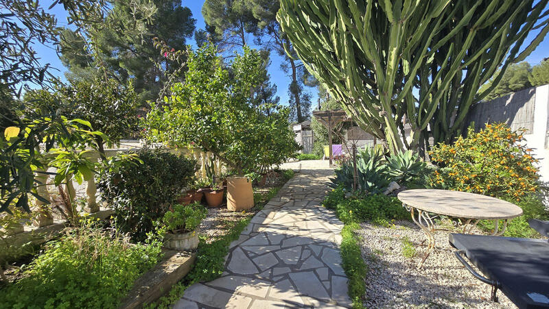 6 soverom Villa til salgs