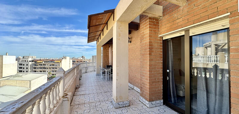 Apartamento en venta en Torrevieja, Alicante