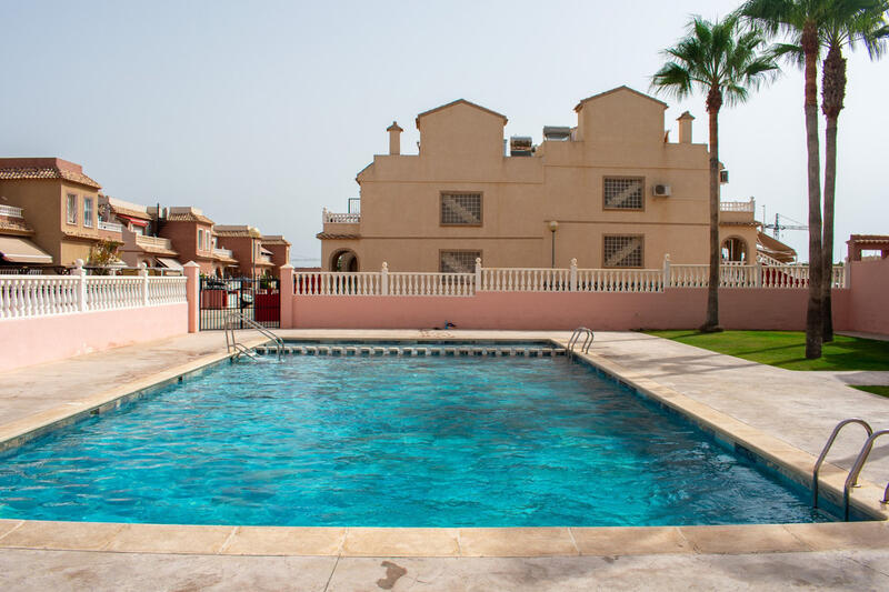 Villa à vendre dans Santa Pola, Alicante