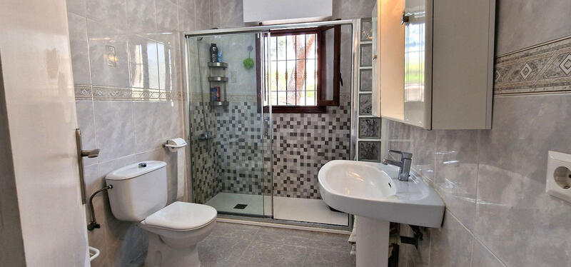 6 chambre Villa à vendre