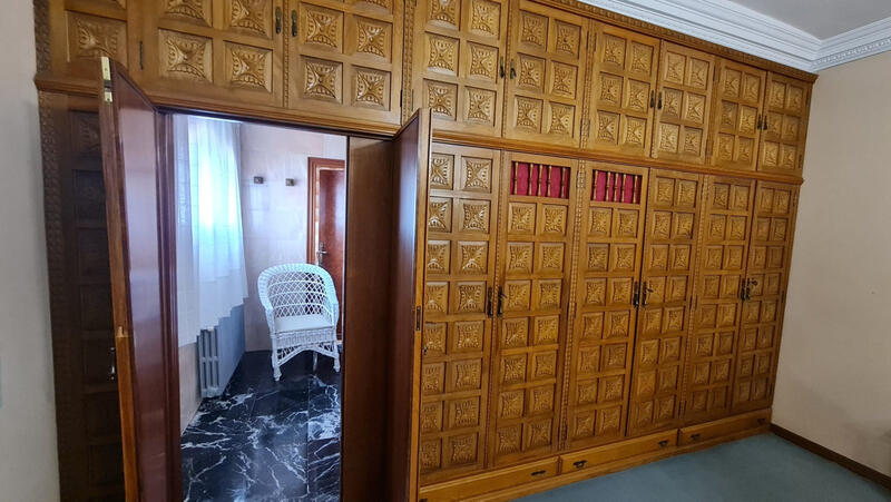 4 Cuarto Adosado en venta