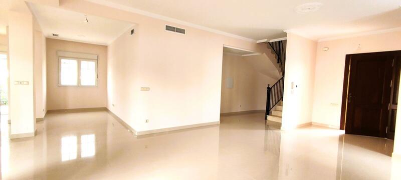 4 chambre Villa à vendre