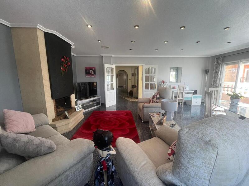 4 chambre Appartement à vendre