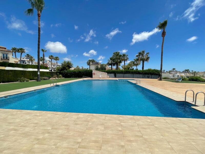 3 Cuarto Villa en venta