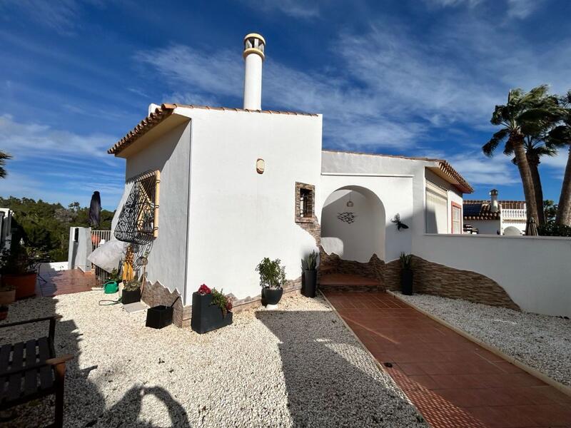 3 Cuarto Villa en venta