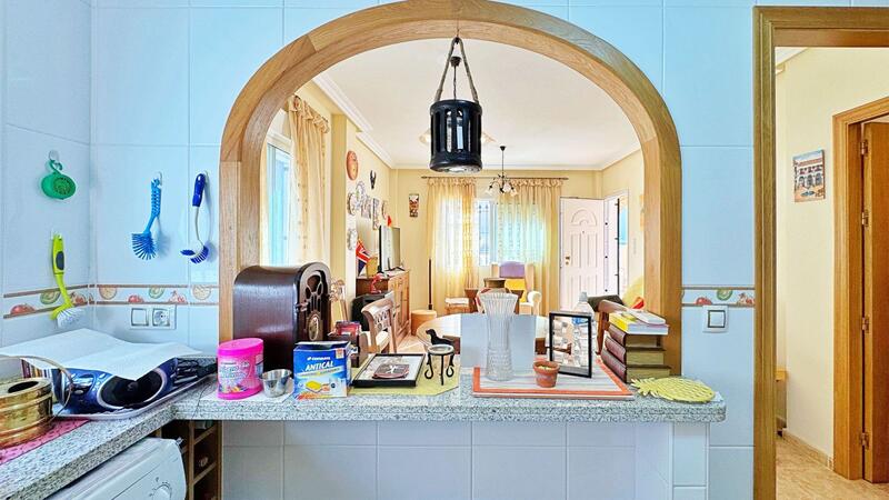 3 Schlafzimmer Stadthaus zu verkaufen