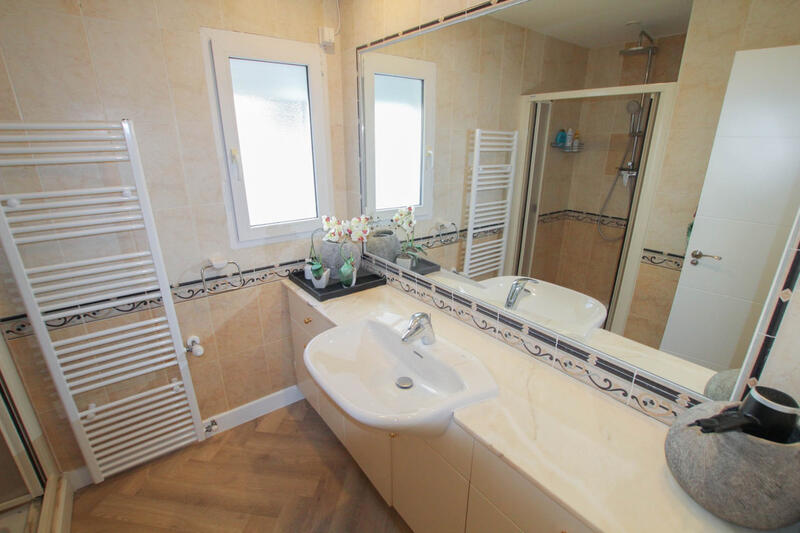 5 soveværelse Villa til salg