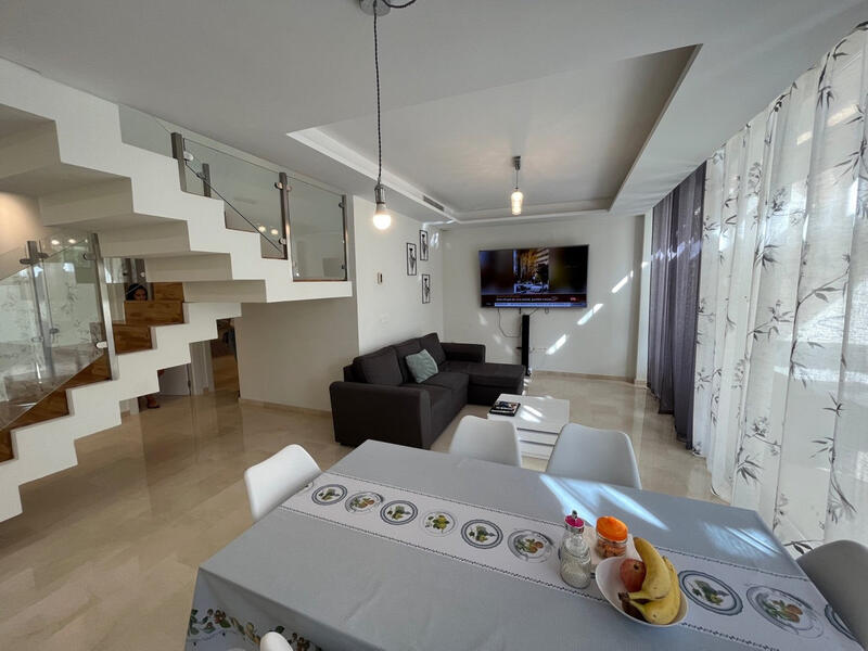 3 sovrum Villa till salu