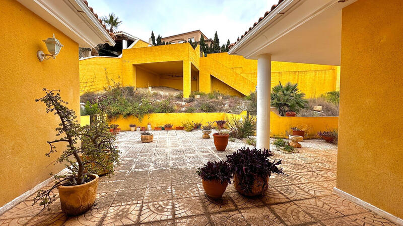 5 soveværelse Villa til salg