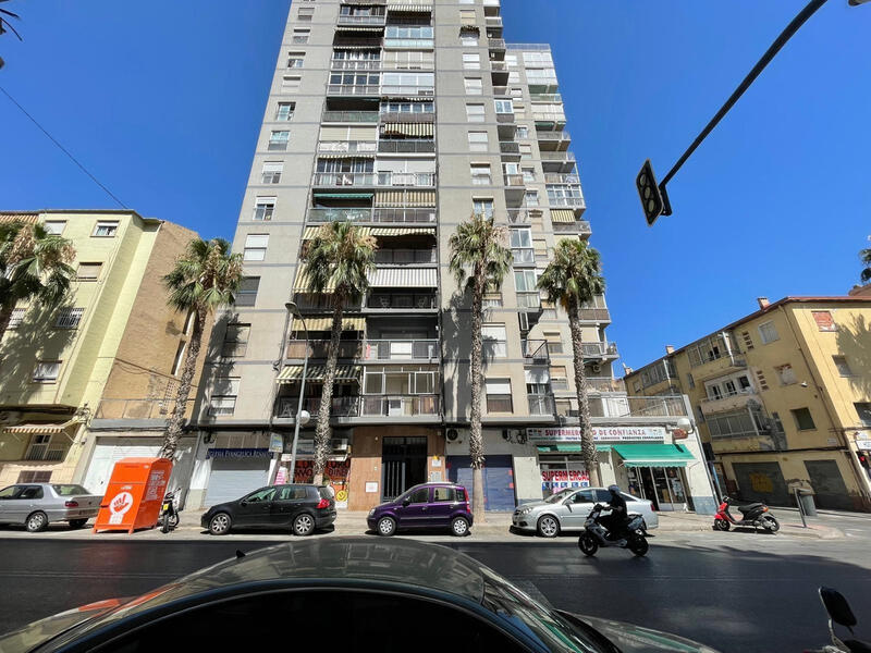 4 bedroom Apartment for sale