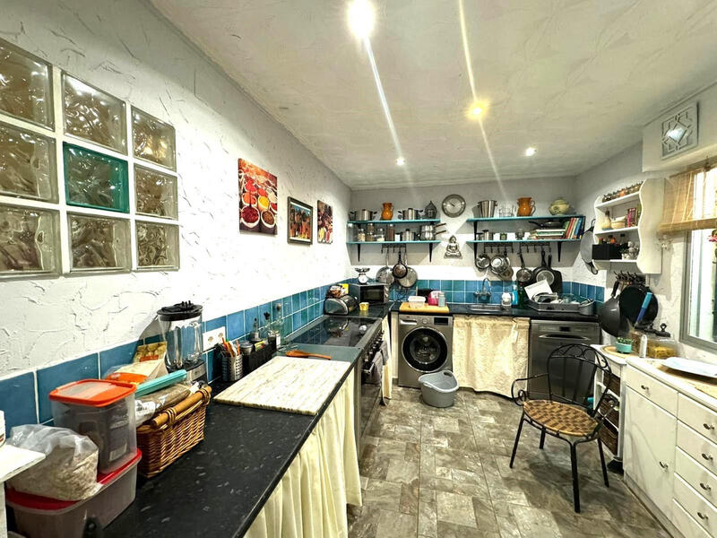 3 спальная комната квартира продается 3 спальная комната квартира продается