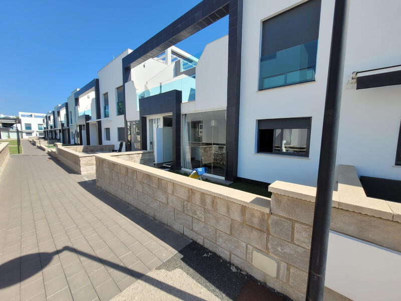 2 bedroom Villa for sale