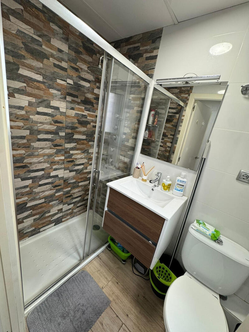 2 slaapkamer Appartement Te koop