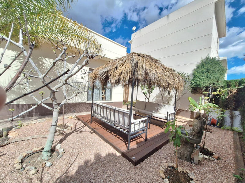 3 Cuarto Villa en venta