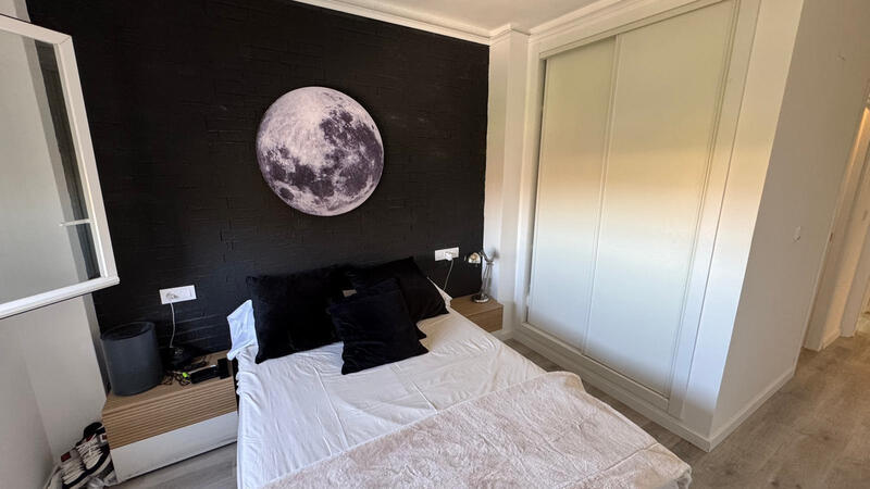 2 slaapkamer Appartement Te koop