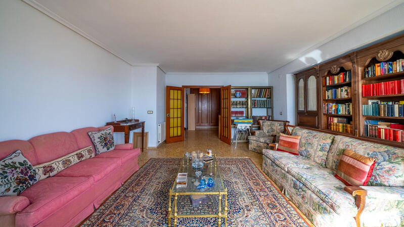 2 slaapkamer Appartement Te koop