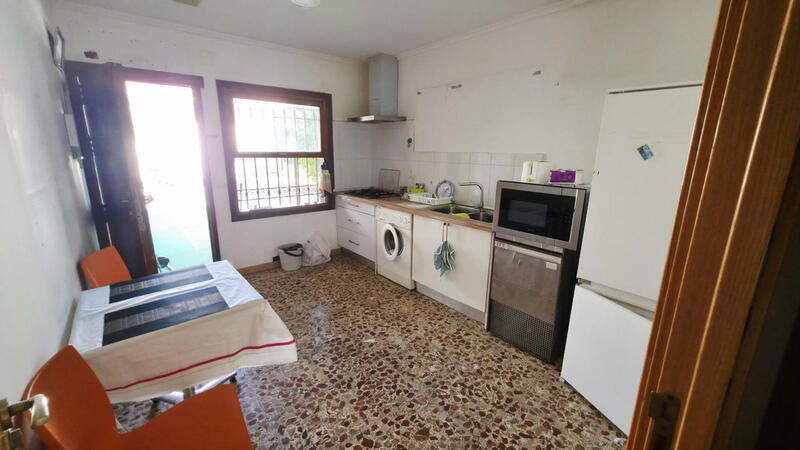 5 bedroom Villa for sale