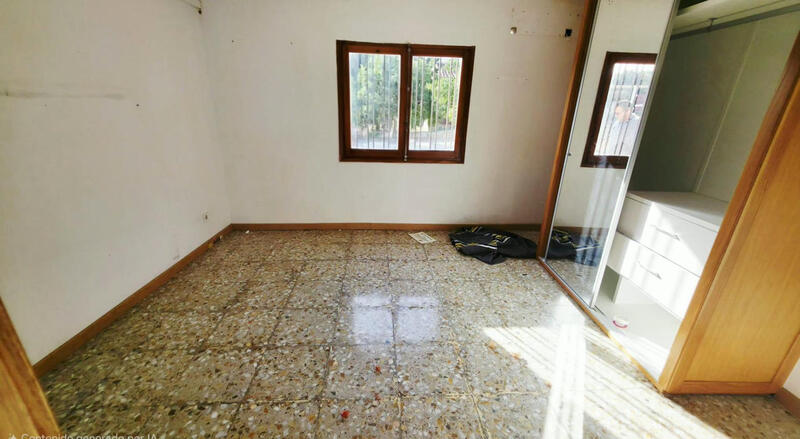 5 bedroom Villa for sale