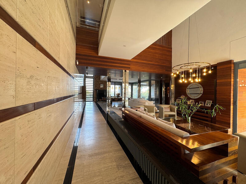 7 sovrum Villa till salu